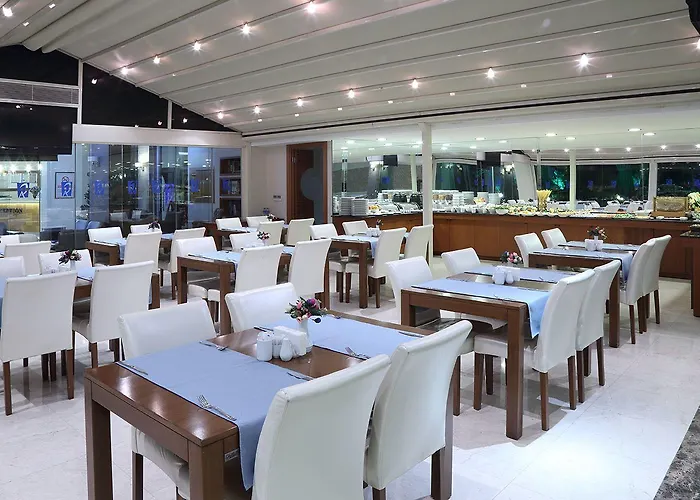 فندق Garden Business 4*