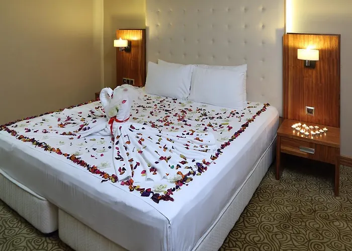 فندق Garden Business أضنه