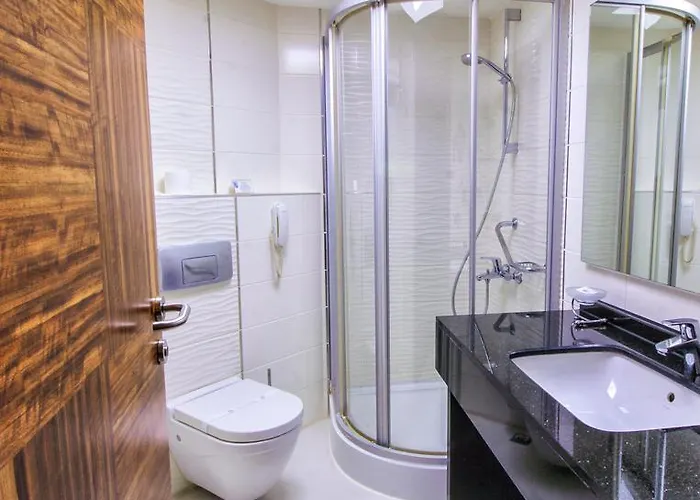 Garden Business 4* أضنه